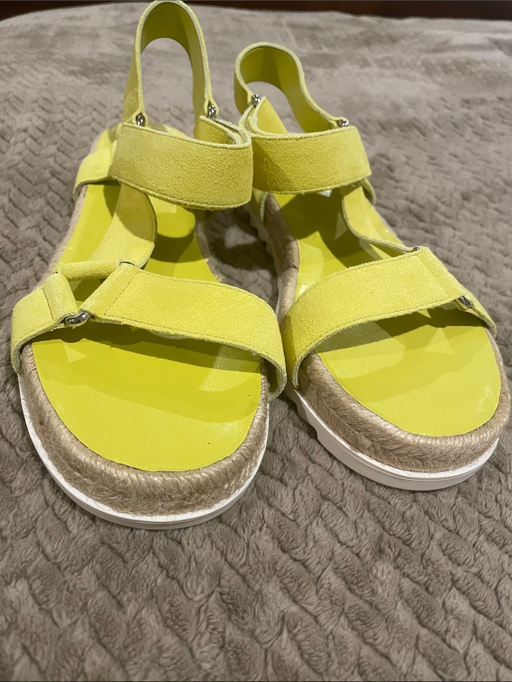 Marc Fisher Ltd Jecca Sandals - Women - Picture 3 of 10
